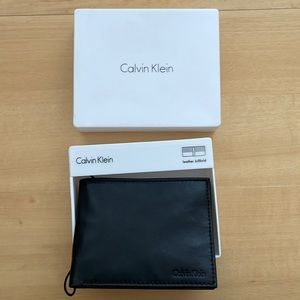 Calvin Klein wallet NEW